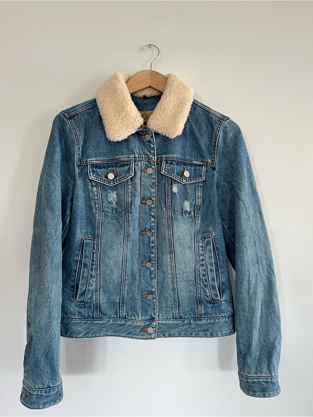 UGG Blue Denim Jacket with Cream Sherpa Collar Size Medium